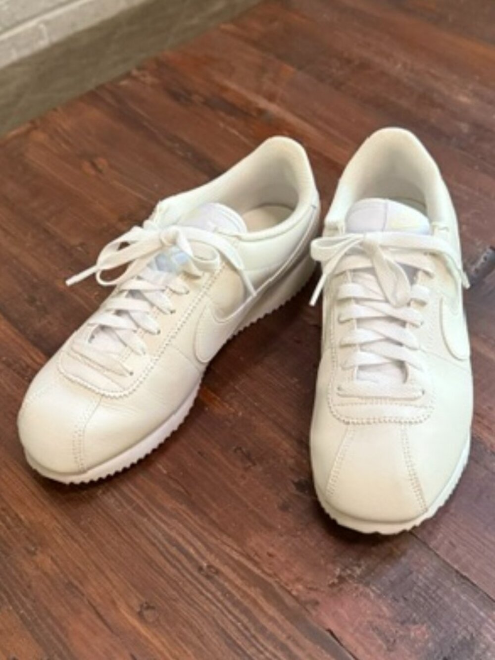 Nike Cortez Women's Sneaker, White Leather, Size 9